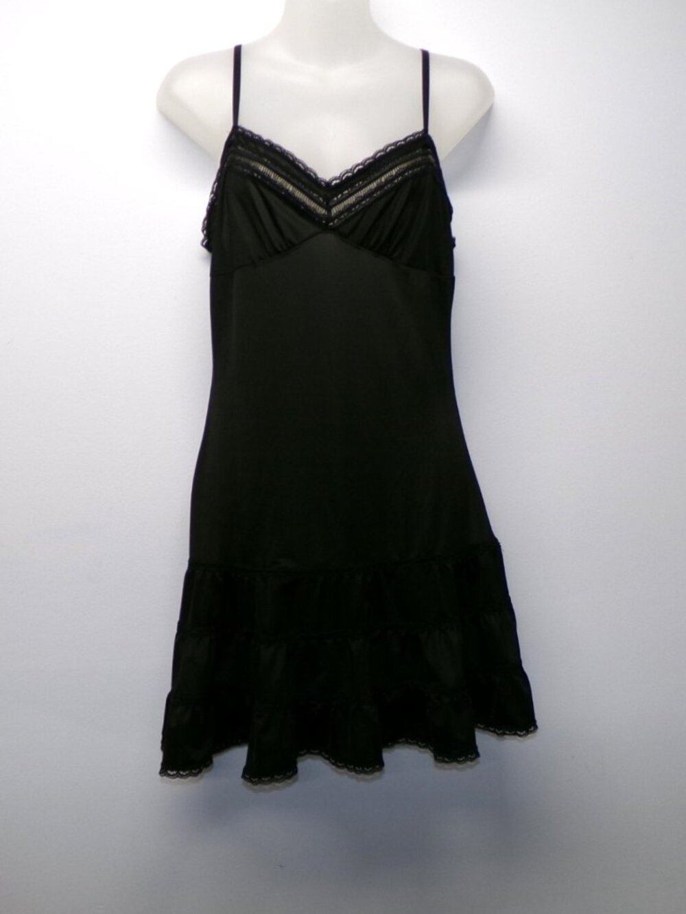 Vtg Y2K Victoria's Secret SEXY LITTLE THINGS Twirl Chemise Mini Slip Dress sz M